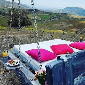 Casa Ceratonia Bed and breakfast